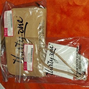 All about the Benjamin's Clutch with strap